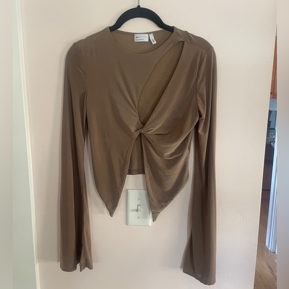 ASOS - Cropped Bell-sleeve Top - US 4 - Picture 1 of 9